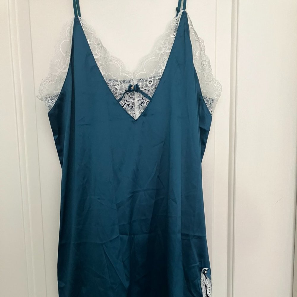 Ekouaer Green Nightgown Sleepwear Size S